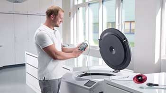 new_people_lab_scene_centrifuge_cr30nx